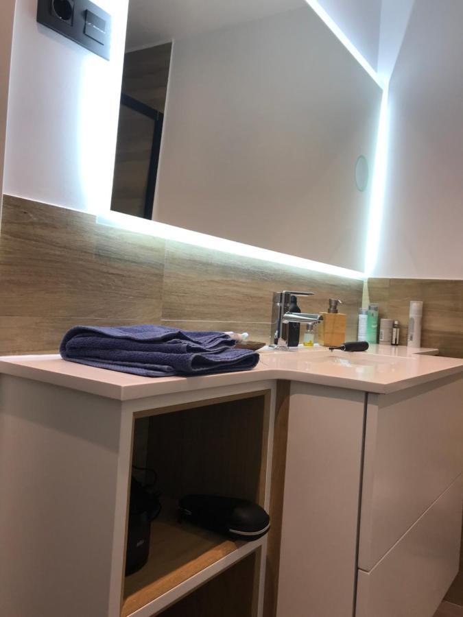 Small Lux Beachcity Close To The River,Metro And Parking Bilbao Luaran gambar