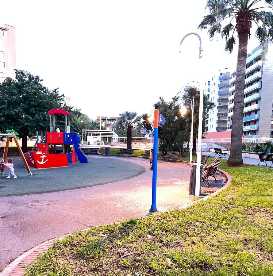 Small Lux Beachcity Close To The River,Metro And Parking Bilbao Luaran gambar